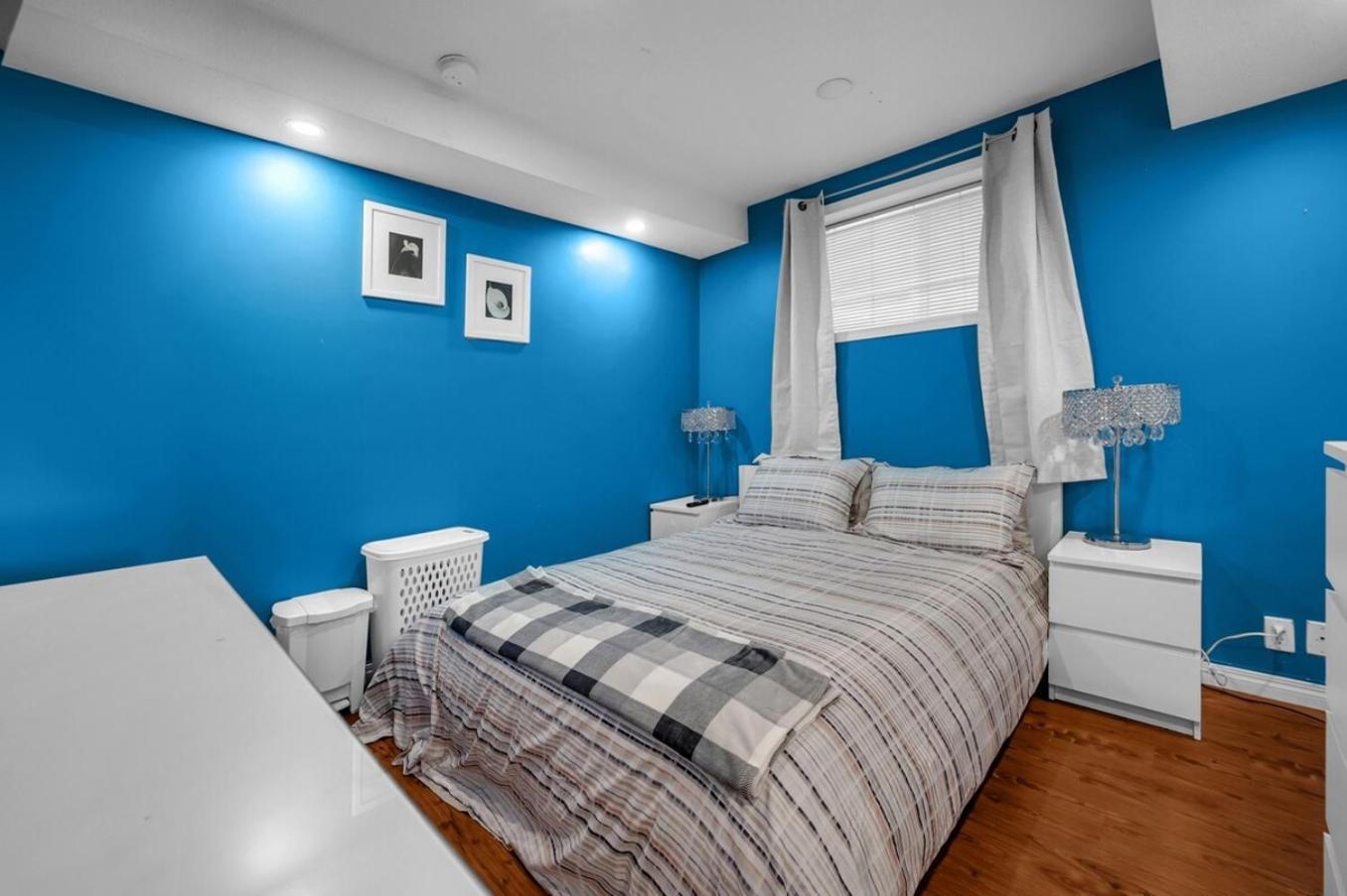 52-3 Bed Suite On Lake Central Ac By Airport YYC Екстериор снимка